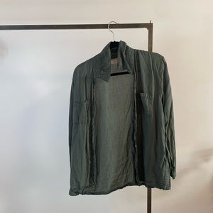 BaSh button up